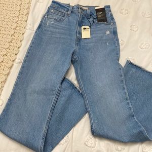 Levi’s 70’s High Flare